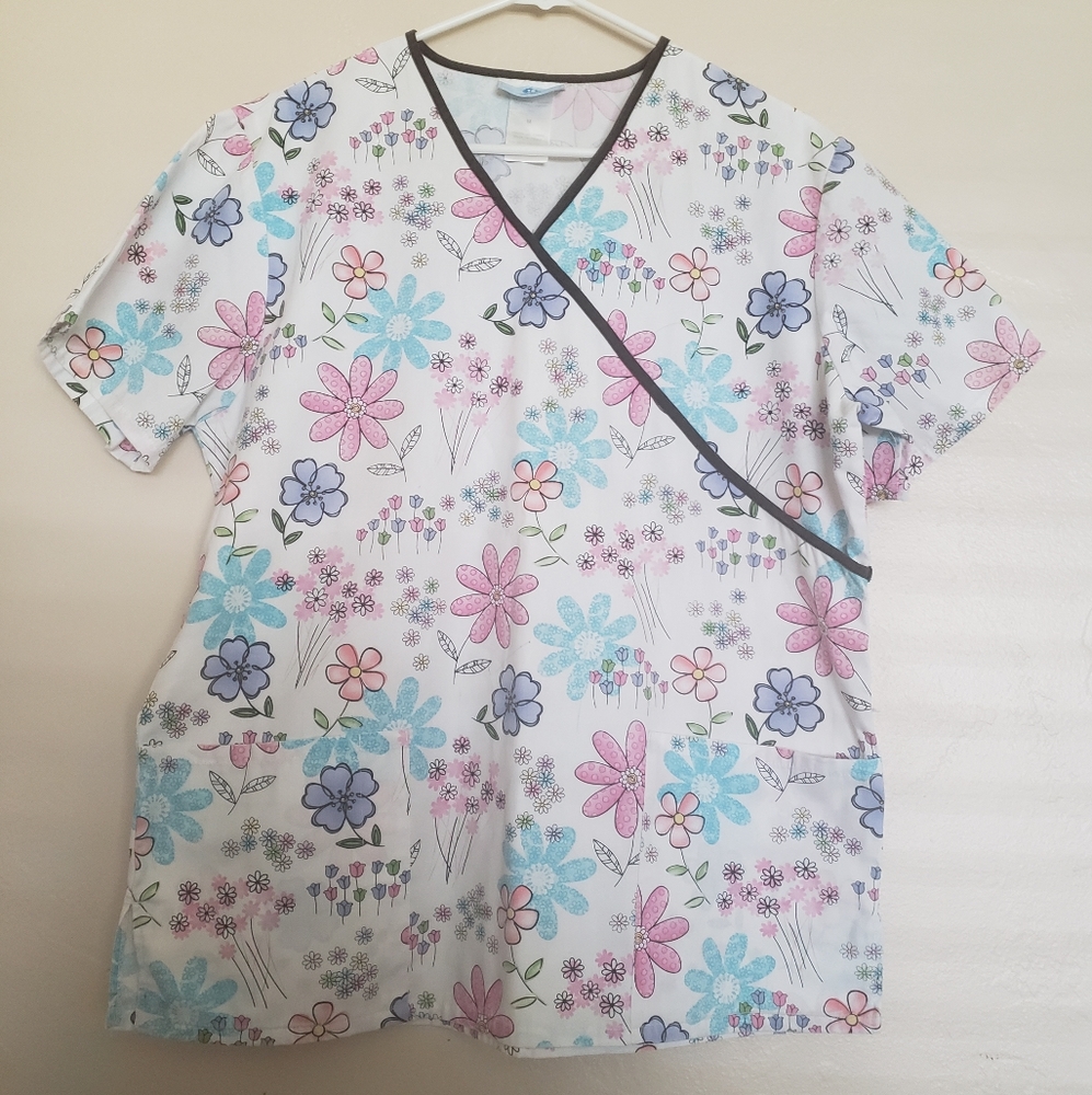 Floral Scrub Top